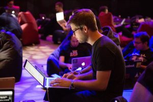 20190912-Investimento-em-tecnologia-crescerá-em-todas-as-empresas