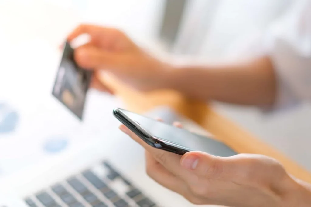 re-commerce-cartao-celular