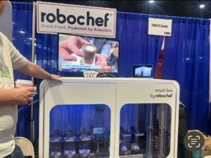 Robochef apresenta o produto Smart Line na NRA Show 2024